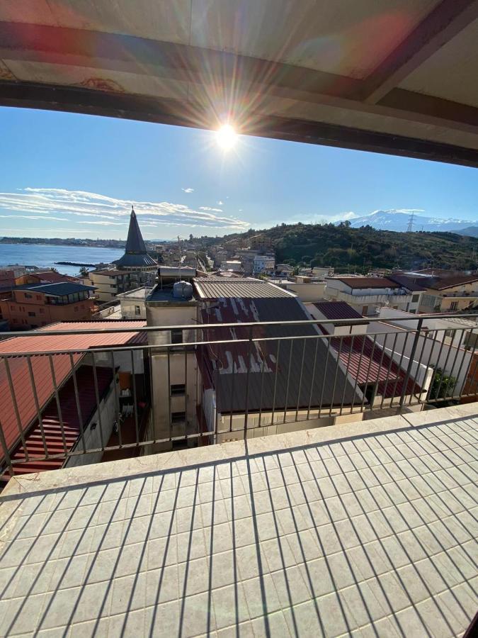 Nick & Santo'S Holiday Homes B&B Giardini-Naxos Buitenkant foto